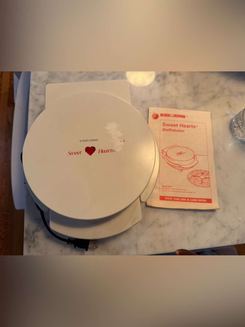 Black and Decker Sweet Hearts Waffle Maker Baker White G12 Wafflebaker Appliance